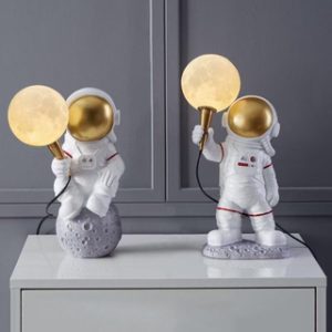 INS Style Astronaut Desk Lamp